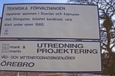 Informationsskylt avseende underhållsarbete vid Svartån, 1990-tal