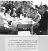 Kaffe bakom Ytterbystugan 1970, se bildtext