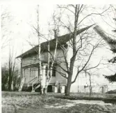 H Jonassons manufakturaffär trädgårdssida