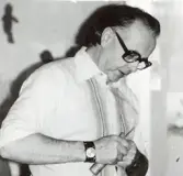 Gunnar Zetterqvist vid kursen Föremålsvård i Norrtälje 1978.