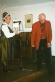 Ekerö hembygdsdräkt jubilerar 2004.