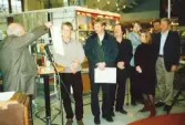 Byggnadsvårdspriset till Dieselverkstaden delas ut 2003.