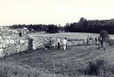 Sållningsundersökning av Övre Hölö kyrkoruin 1-5 september 1986.