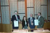Överlämning av 1994 års byggnadspris till Astra AB.