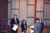 Överlämning av 1994 års byggnadspris till Astra AB.