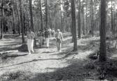 Länsmuseets utflykt till Upplands-Bro 25 maj 1988.