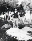 Murare Pettersson bygger en cykelverkstad