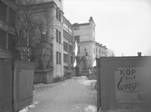 Bakgården vid AB J.Persson & Co skofabrik, 1947