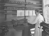 Skinnbearbetning på Kronans Skofabriks AB, 1940-tal