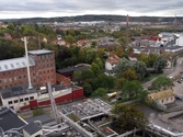 Utsikt över Mölndal från byggnad vid Soabs industrianläggning i Mölndals Kvarnby, år 2007. Närmast ses byggnader vid Kvarnbygatan samt pappersbruket Papyrus. Anläggningen användes vid fototillfället av Hexion Speciality Chemicals Sweden AB.