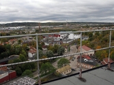 Utsikt över Mölndal från taket av byggnad vid Soabs industrianläggning i Mölndals Kvarnby, år 2007. Närmast ses Gamla torget samt pappersbruket Papyrus. Anläggningen användes vid fototillfället av Hexion Speciality Chemicals Sweden AB.