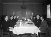 Roland S. Molnhammar med flera lunchar, 1949