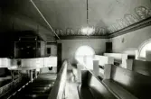 Interiör från Hälleberga kyrka innan branden 1976.