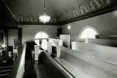 Läktaren i Hälleberga kyrka innan branden 1976.