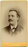 Porträtt på Axel Qvarnström. född 1857 och död år 1890.