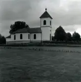 Den tidigare kyrkan i Hälleberga, som brann ned 1976.
