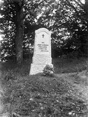 Jenny Sjögrens gravsten, 1930-tal