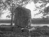 Kungsstenen vid Kvismare kanal, 1926
