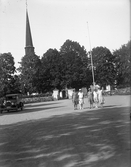 Utanför Glanshammars kyrka, 1926