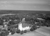 År 1721 stod en ny träkyrka klar i Lidhult och den användes fram till dess Lidhults nuvarande kyrka togs i bruk 1879. Altaruppsatsen var tillverkad 1747 av Sven Segervall, Växjö. Den gamla kyrkan såldes på auktion, revs och användes till byggnation av ett bostadshus. Senare plockades huset ner och kyrkan kunde återuppstå och invigas 1950 i Halmstad som S:t Olofs kapell, Tylösand. 
Nuvarande kyrka invigdes 1880 och uppfördes enligt Johan Adolf Hawermans ritningar.