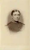 Porträtt av man i uniform, 1880-tal