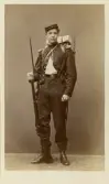 Porträtt av man i uniform, 1880-tal