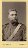 Porträtt av man i militäruniform, 1880-tal