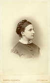 Porträtt av kvinna, 1869