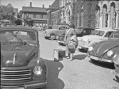 David Karlssons Fiat vid tågstationen, 1940-tal