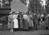 Folkfest vid Gällersta forngård, 1930