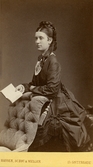 Porträtt av fru Flach, 1880-tal