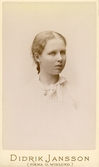 Porträtt av ung kvinna, ca 1880