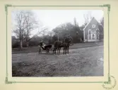 Hästekipage vid Bystad herrgård, ca 1890