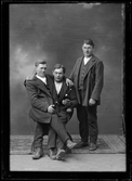 Tre unga män