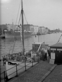 Turistbåt inför avgång från Halmstads hamn med destination
Tylön runt.