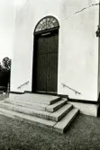 Hälleberga kyrka innan branden 1976.