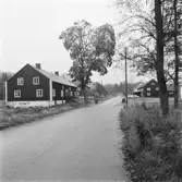 Bäcke, Bäckefors bruk. Gamla Bruksgatan