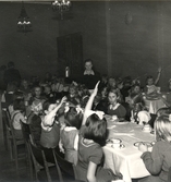 Julfirande på Teaterkällaren 1946.