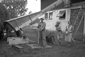 Höbärgning med höelevator i Karlstorp, 1940-tal