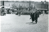 Sala sf.
Olle och Anna Lena Sandberg Stora Torget, 1962.