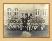 Furirkåren vid I 11, årsmötet 1924.
Några i m/95, flertalet i m/10.