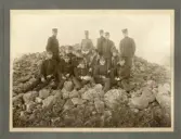 En grupp yngre officerare i uniform.
