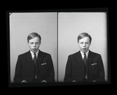 Porträtt, passfoto. Christer Bergkvist, Kolbäck.
Ur Gustaf Åhmans samling.