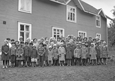 Skolklass i Kävesta skola, 1940-tal