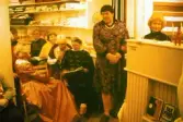Stockholm hembygdsdräkt visas på Stockholms läns hemslöjd 1991.