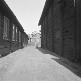 Falun, Bergsmansgränd, gammalt magasin från Nybrogatan.