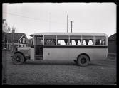 En buss. Magnusson, Hallstahammar.
Ur Gustaf Åhmans samling.