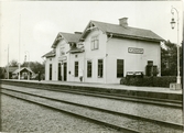 Kung Karl sn, Kungsör.
Järnvägsstationen, 1916.