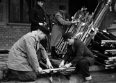 Sannolikt förberedelser inför fjällfärd, Norrlands studentnation, Västra Ågatan, Uppsala 1937