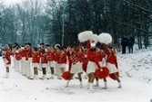 Mölndals Paradorkester underhåller vid invigningen av Gunnebo Bro vid Stensjön. Mölndal i mars 1999.